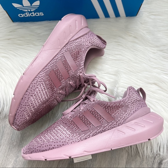 NWT Adidas Swift Run 22 Women’s Shoes - Picture 4 of 8